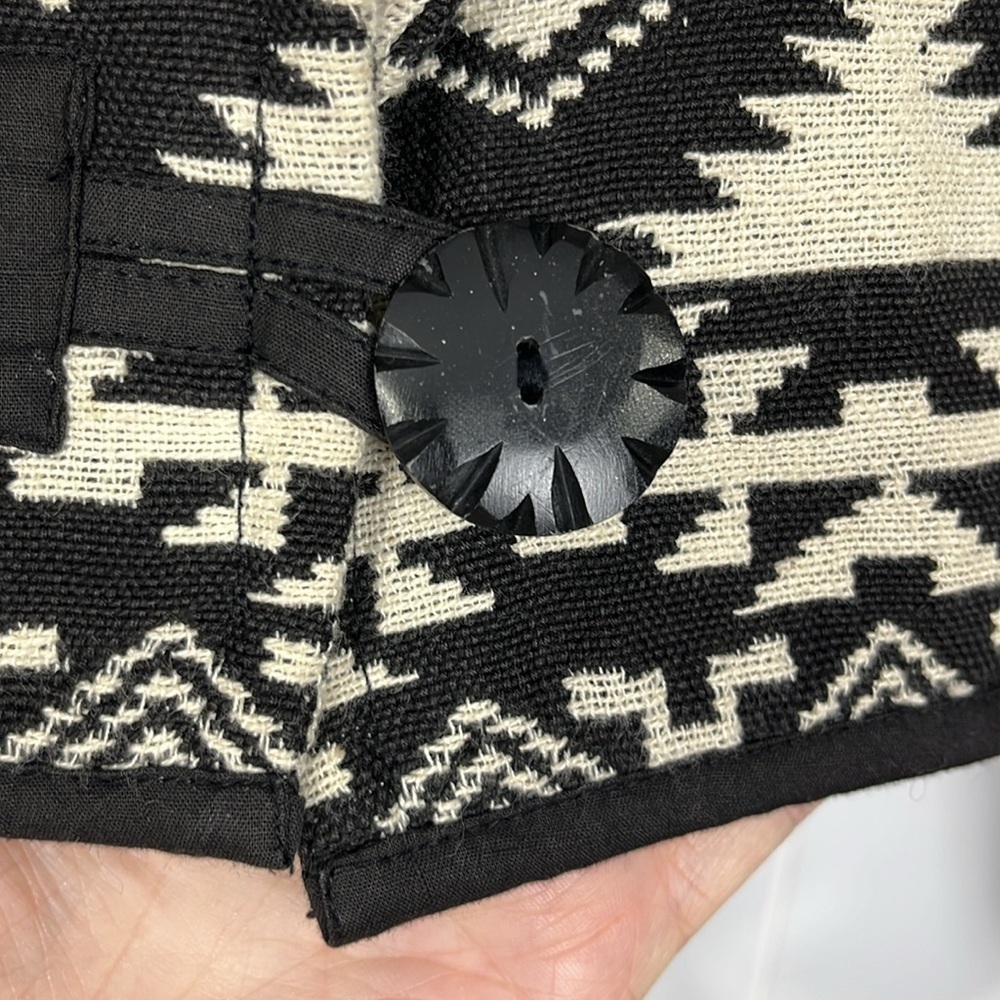 Flashback Womens Bolero Jacket Black/ Cream M Aztec Print Open Front Button EUC - Picture 5 of 12